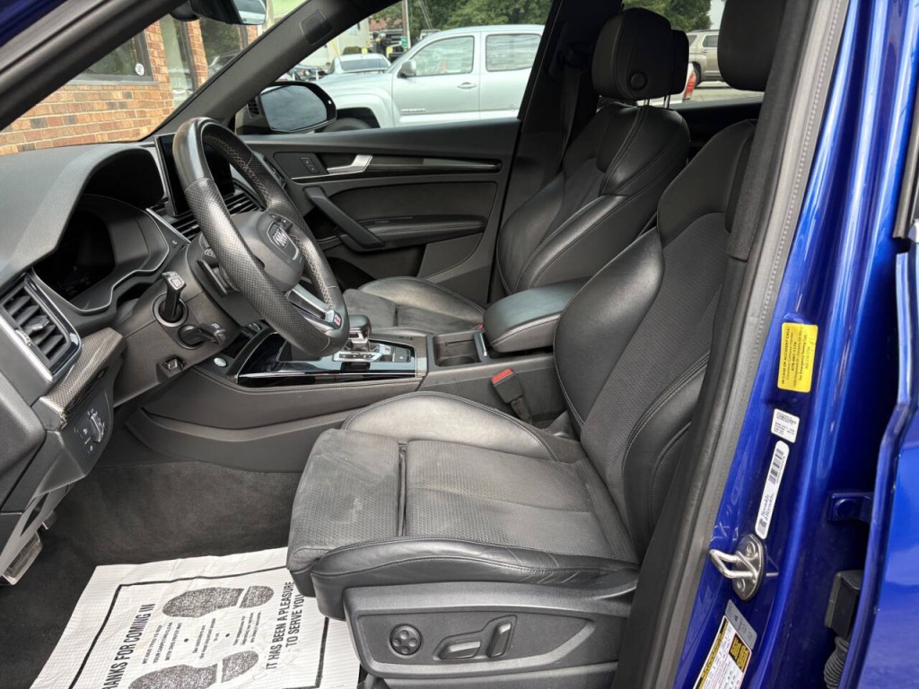 2022 Audi Q5 Image 10