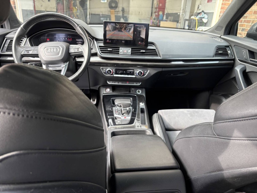 2022 Audi Q5 Image 23