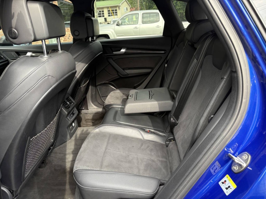 2022 Audi Q5 Image 26