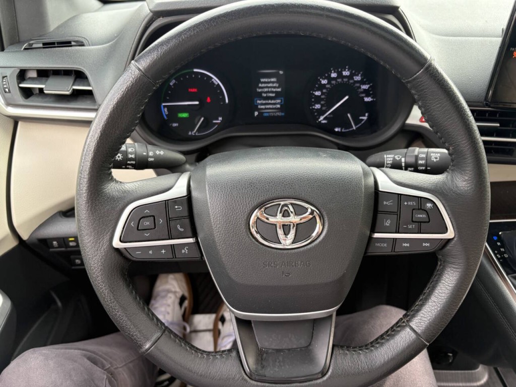 2022 Toyota Sienna Image 13