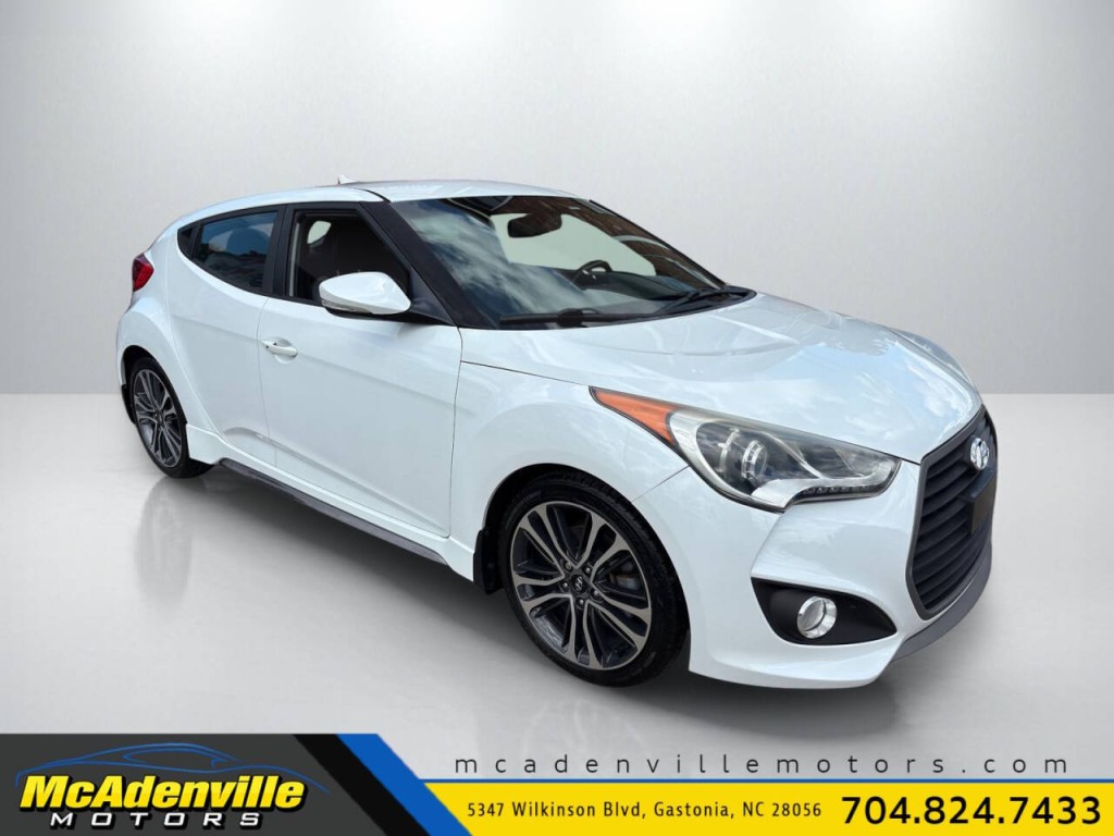 2016 Hyundai Veloster Image 1