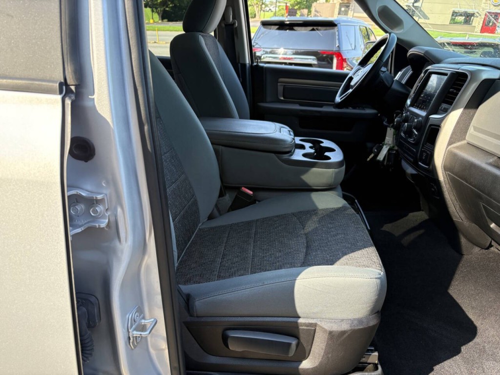 2019 RAM 1500 Image 25