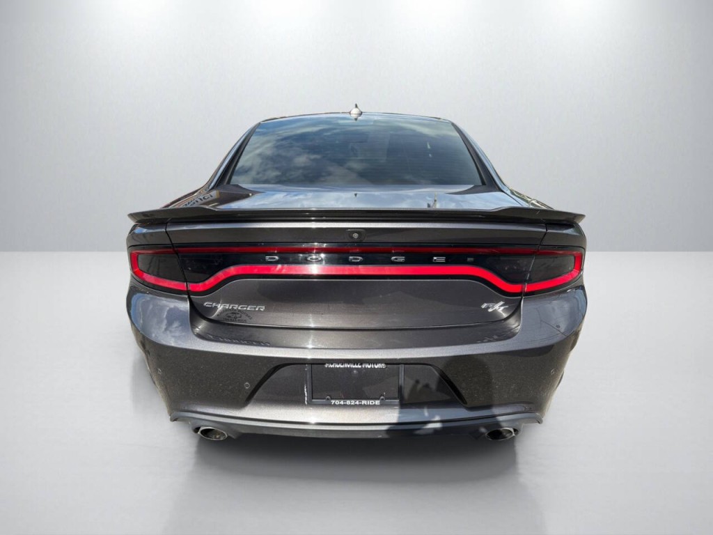 2022 Dodge Charger Image 6