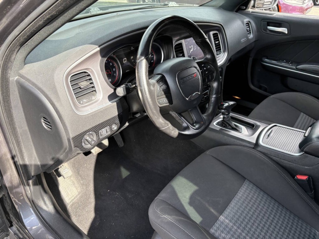 2022 Dodge Charger Image 11