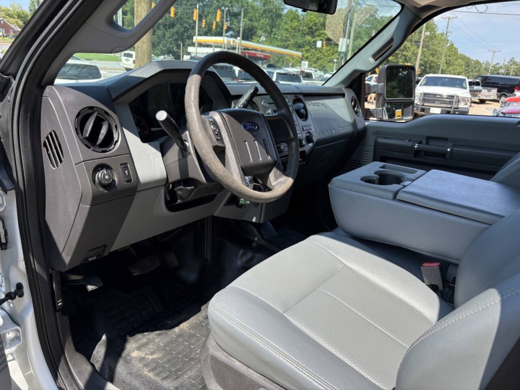 2016 Ford F-350 Image 15