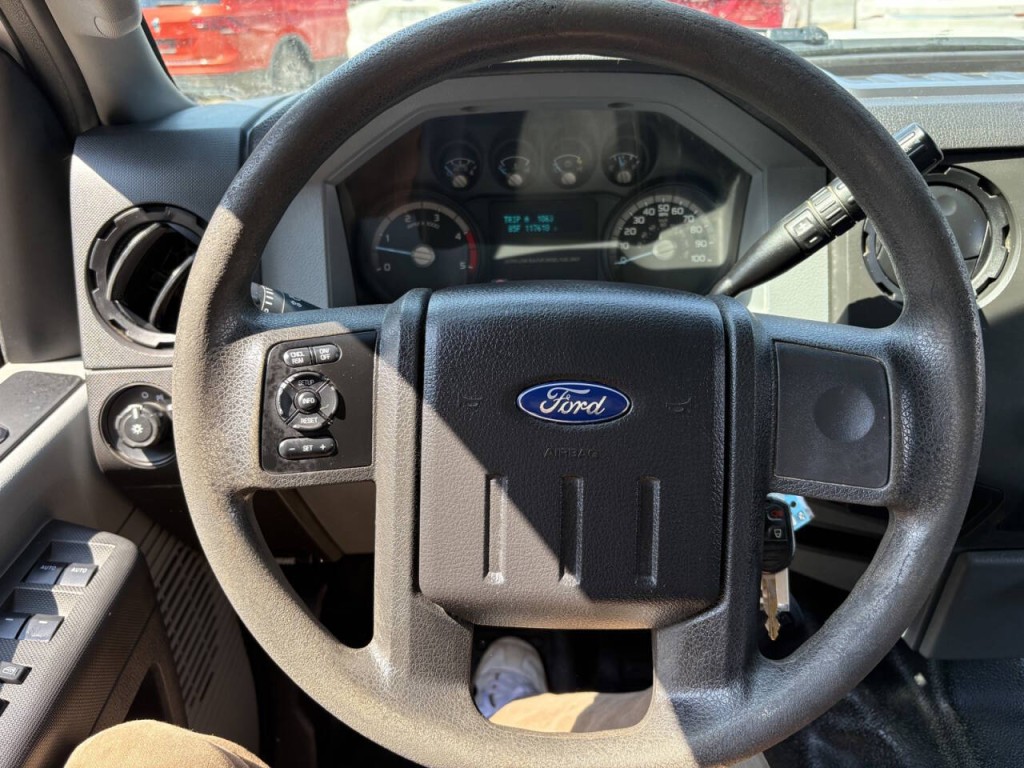 2016 Ford F-350 Image 16