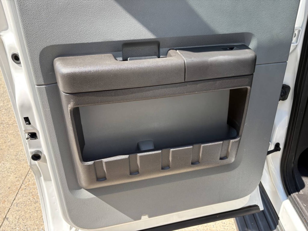 2016 Ford F-350 Image 22