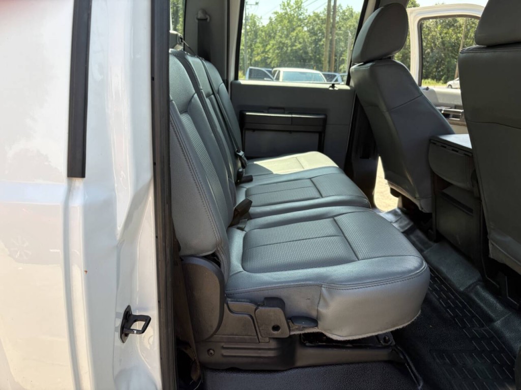 2016 Ford F-350 Image 28