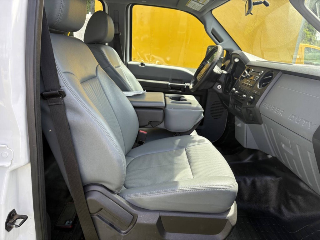 2016 Ford F-350 Image 19