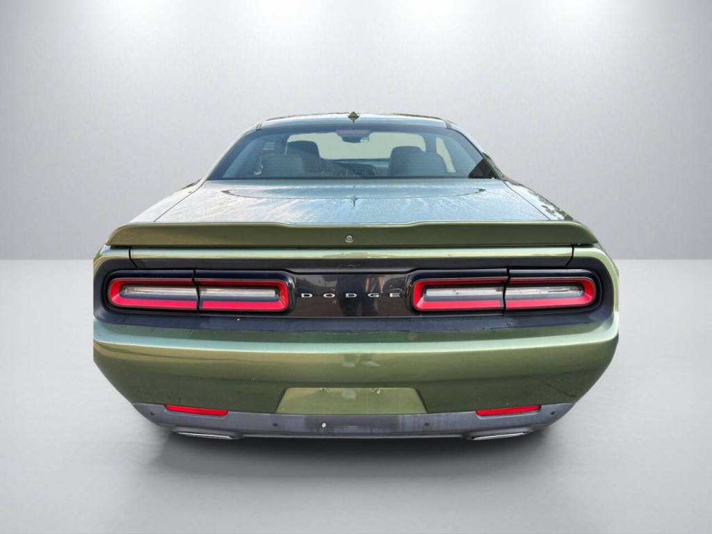 2018 Dodge Challenger Image 6