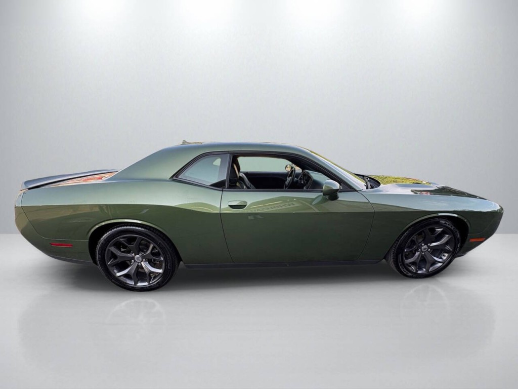 2018 Dodge Challenger Image 8