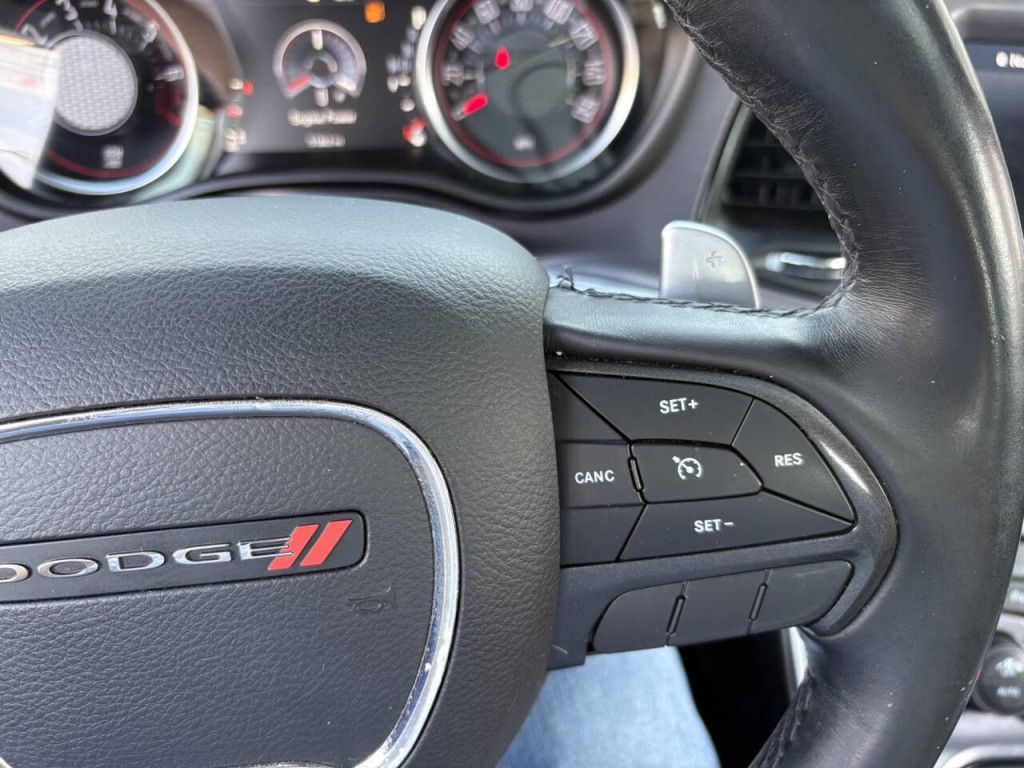 2018 Dodge Challenger Image 16