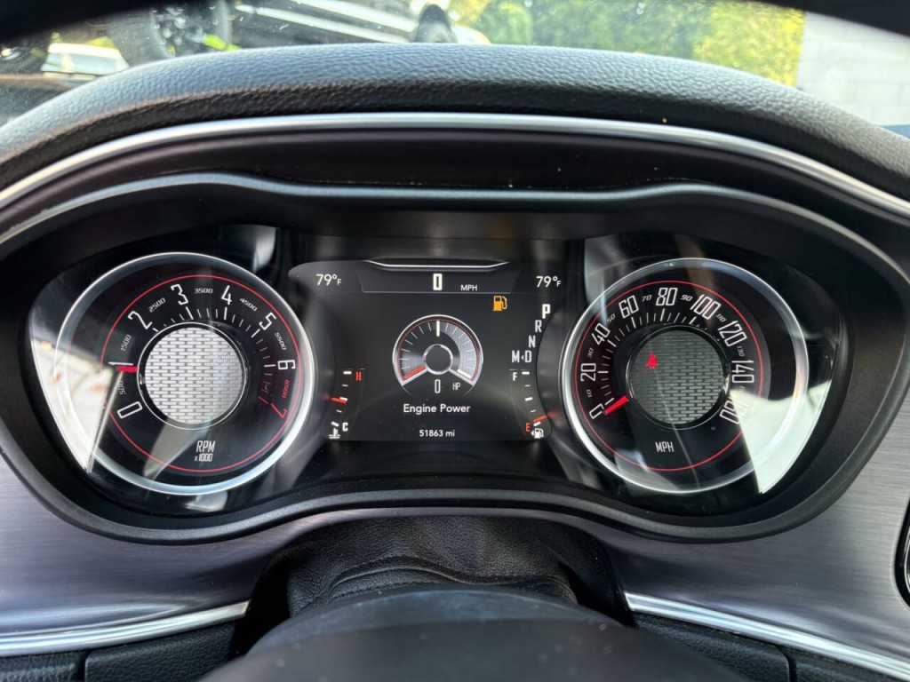 2018 Dodge Challenger Image 18