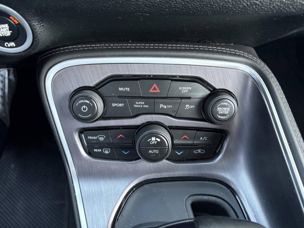 2018 Dodge Challenger Image 22