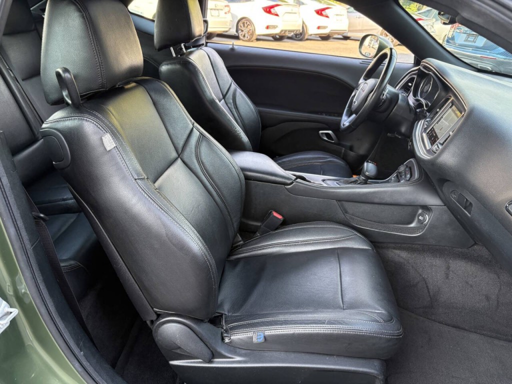2018 Dodge Challenger Image 25
