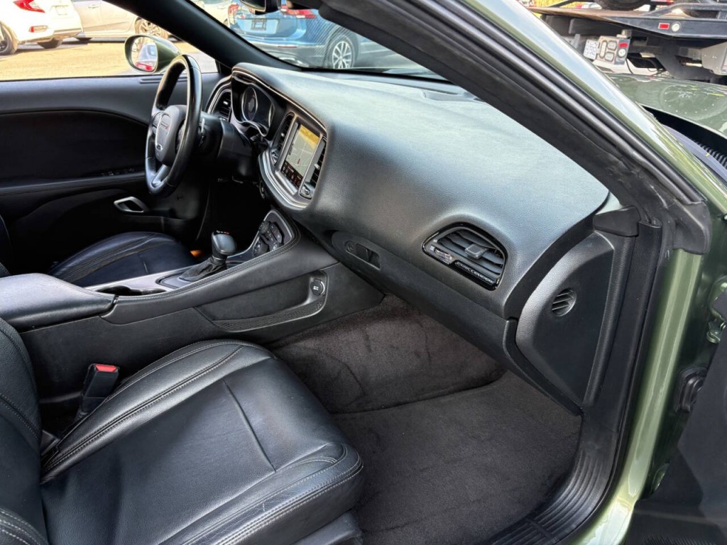 2018 Dodge Challenger Image 26