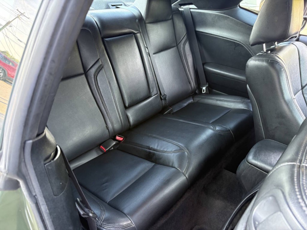 2018 Dodge Challenger Image 27