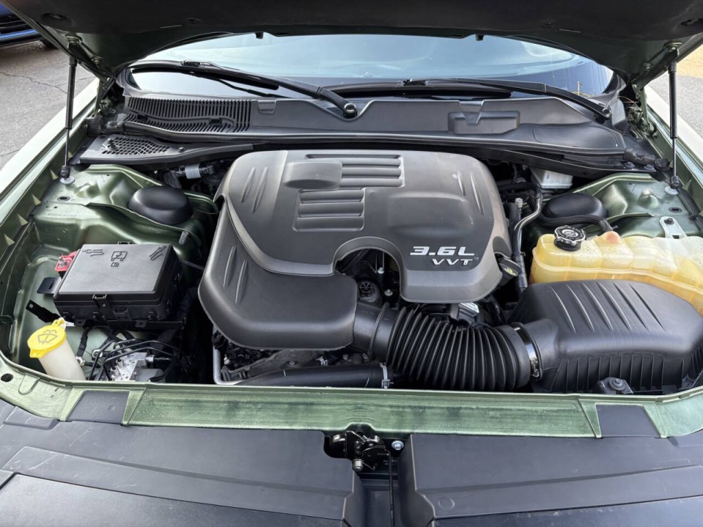 2018 Dodge Challenger Image 28