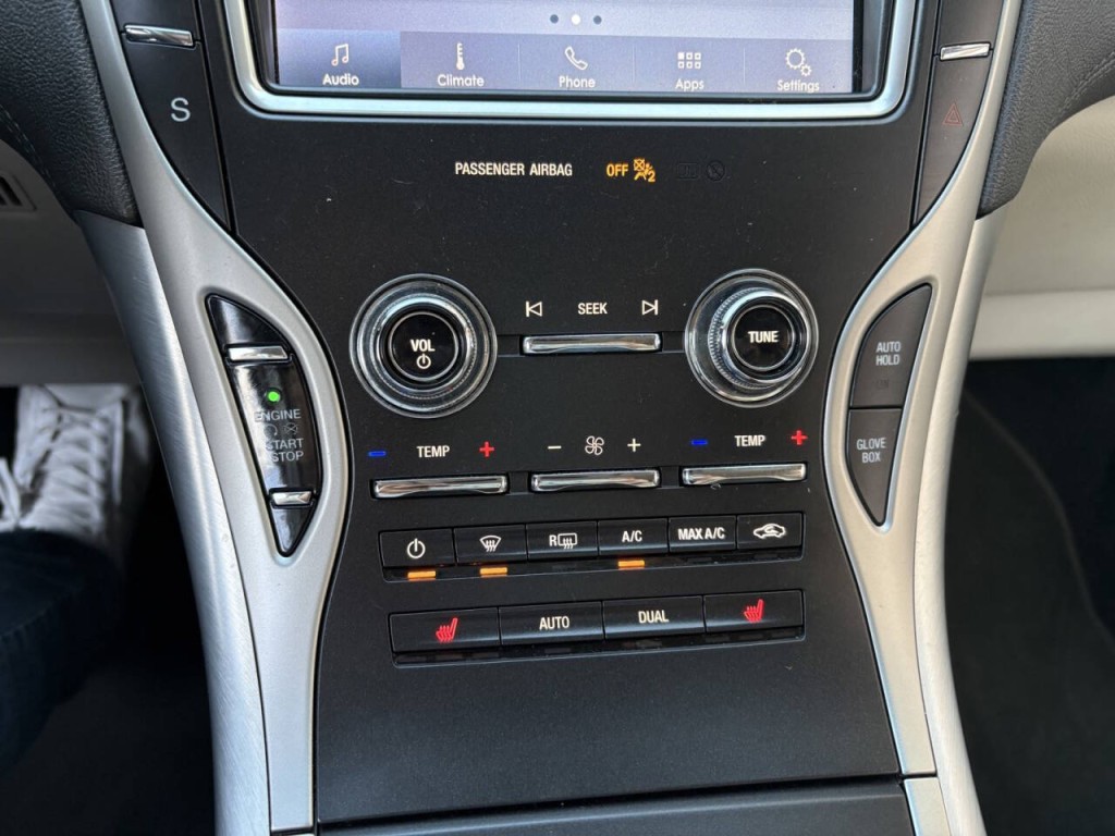 2020 Lincoln Nautilus Image 18