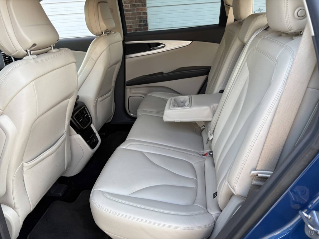 2020 Lincoln Nautilus Image 22