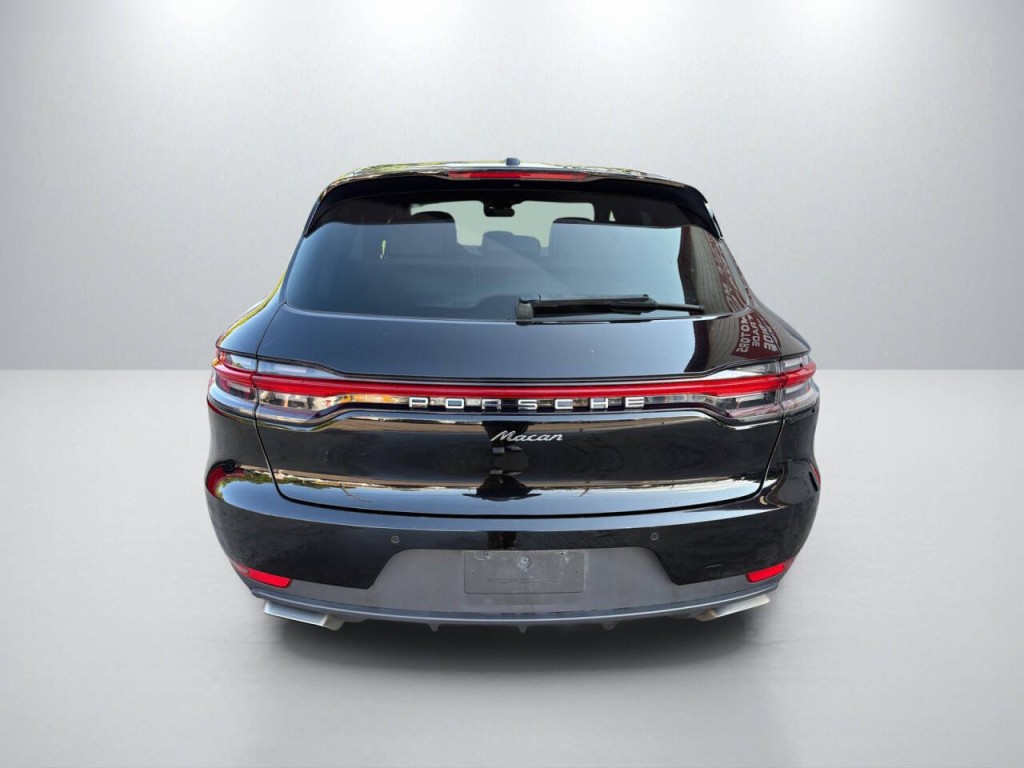 2020 Porsche Macan Image 6