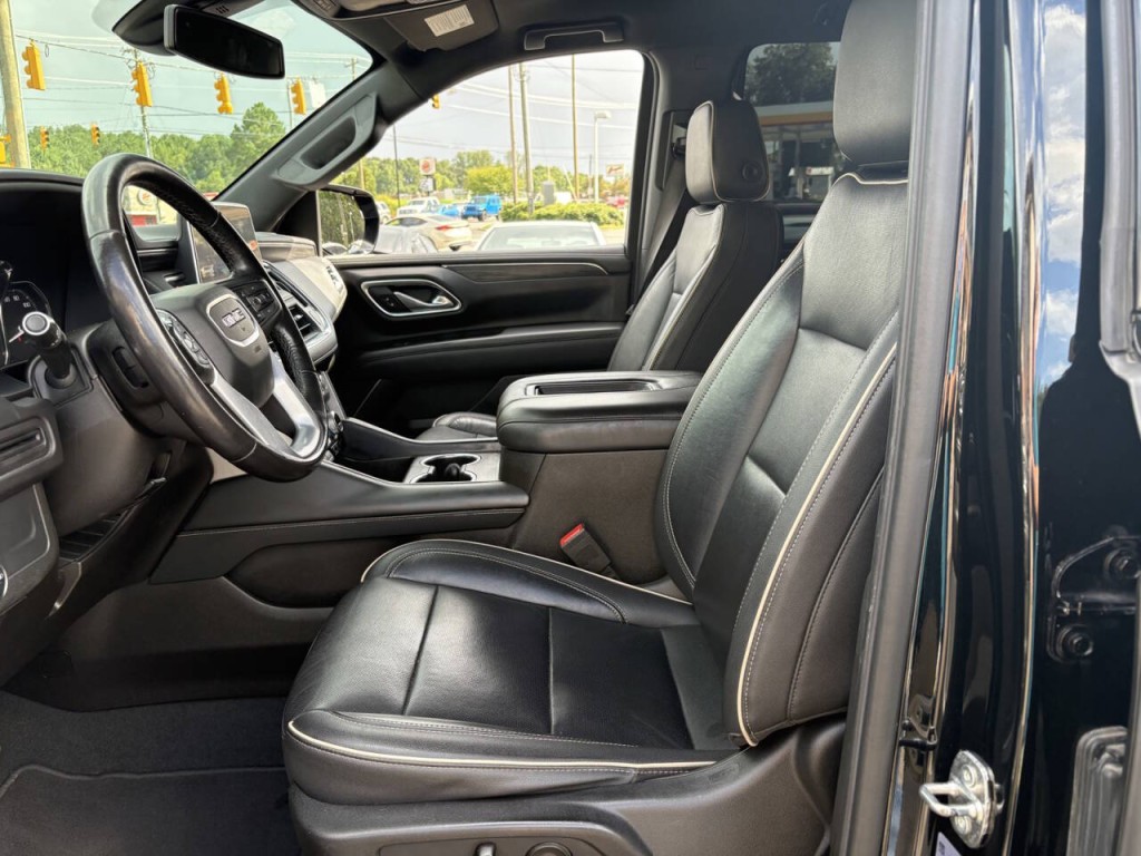 2021 GMC Yukon Image 10