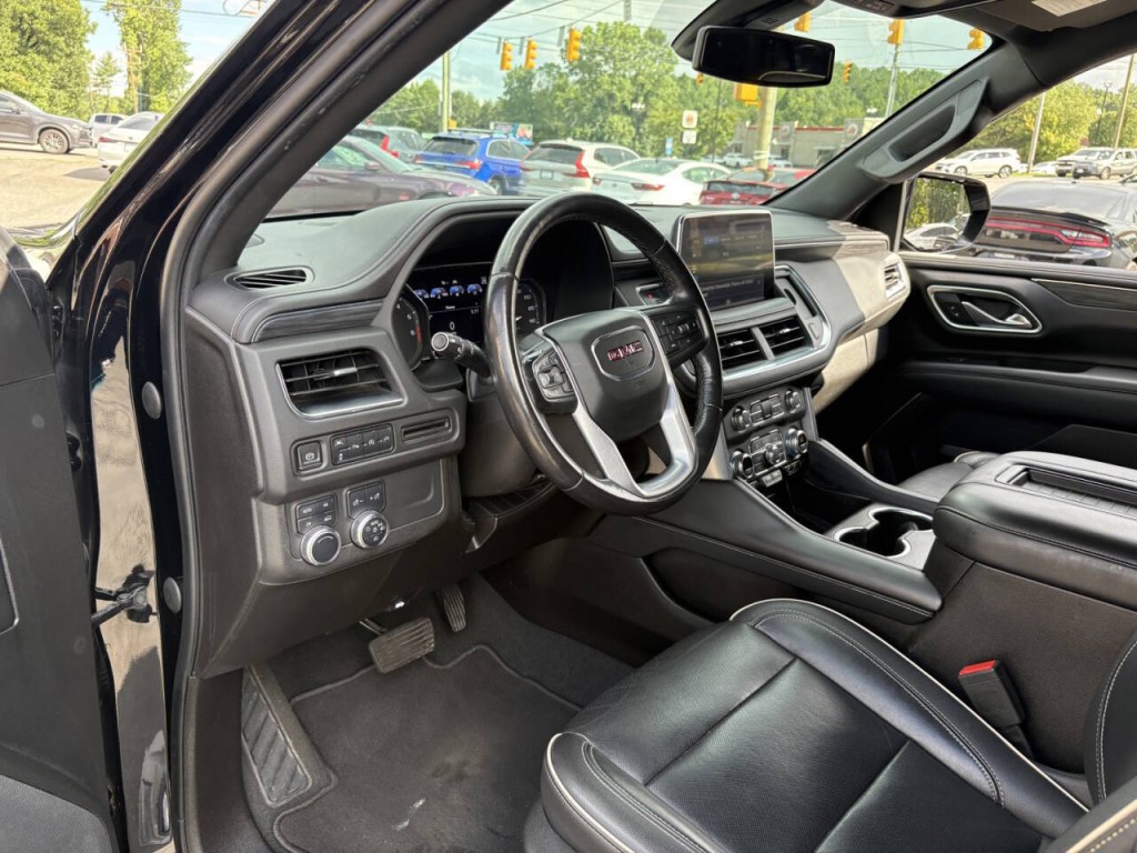 2021 GMC Yukon Image 11