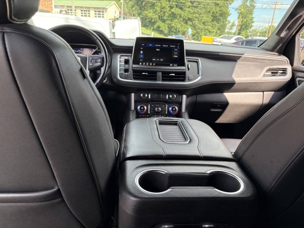 2021 GMC Yukon Image 25