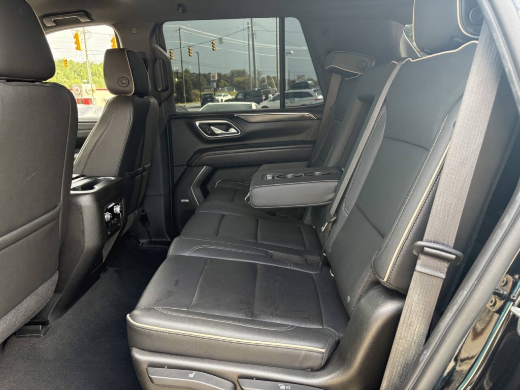 2021 GMC Yukon Image 28