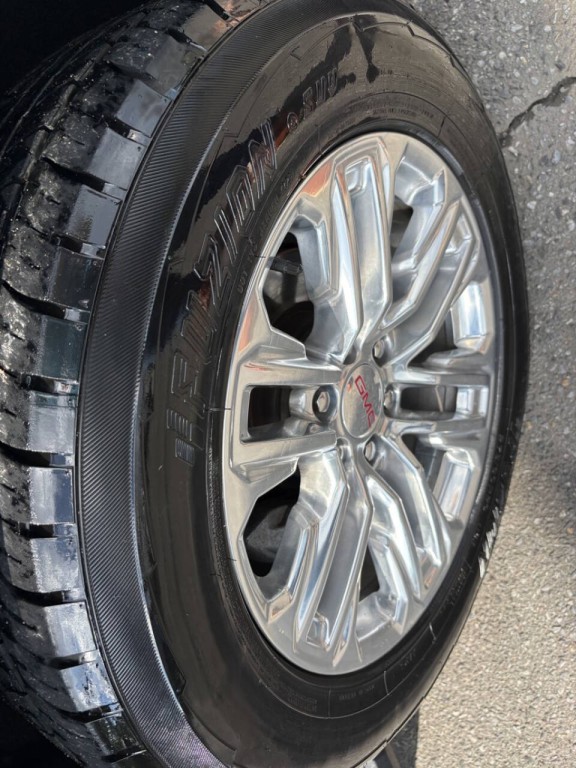 2021 GMC Yukon Image 38