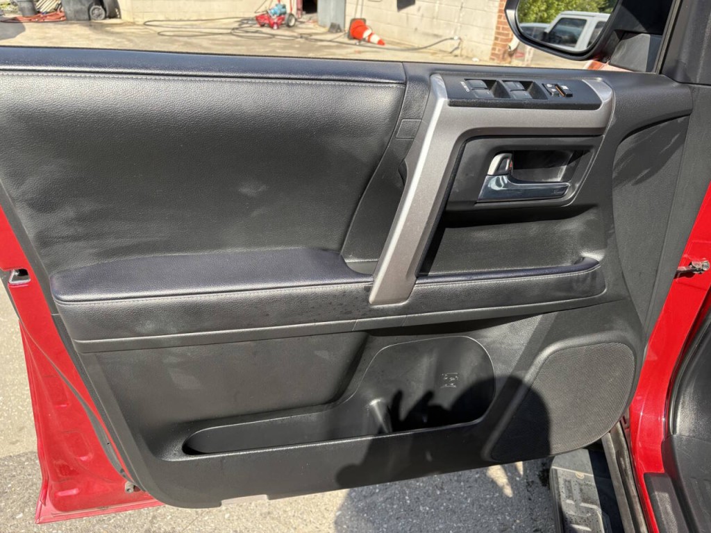 2024 Toyota 4Runner Image 9