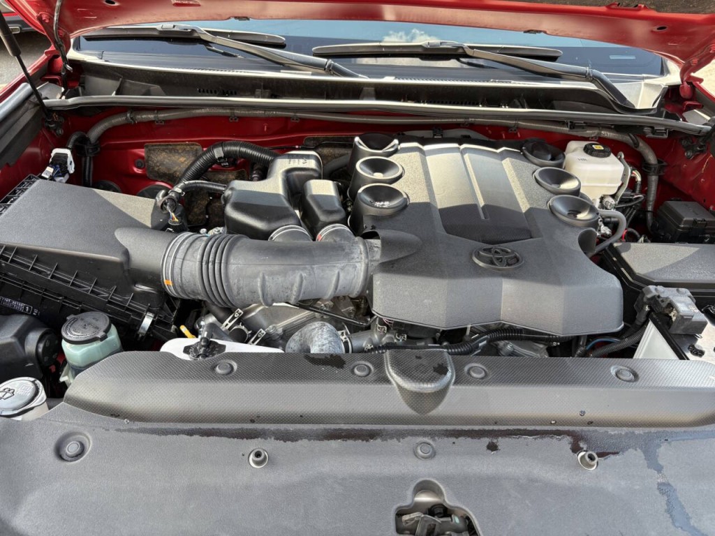 2024 Toyota 4Runner Image 32