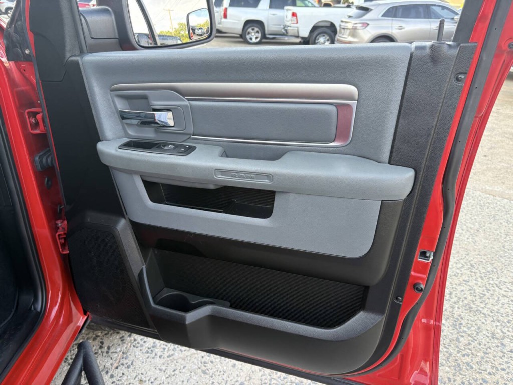 2019 RAM 1500 Image 24