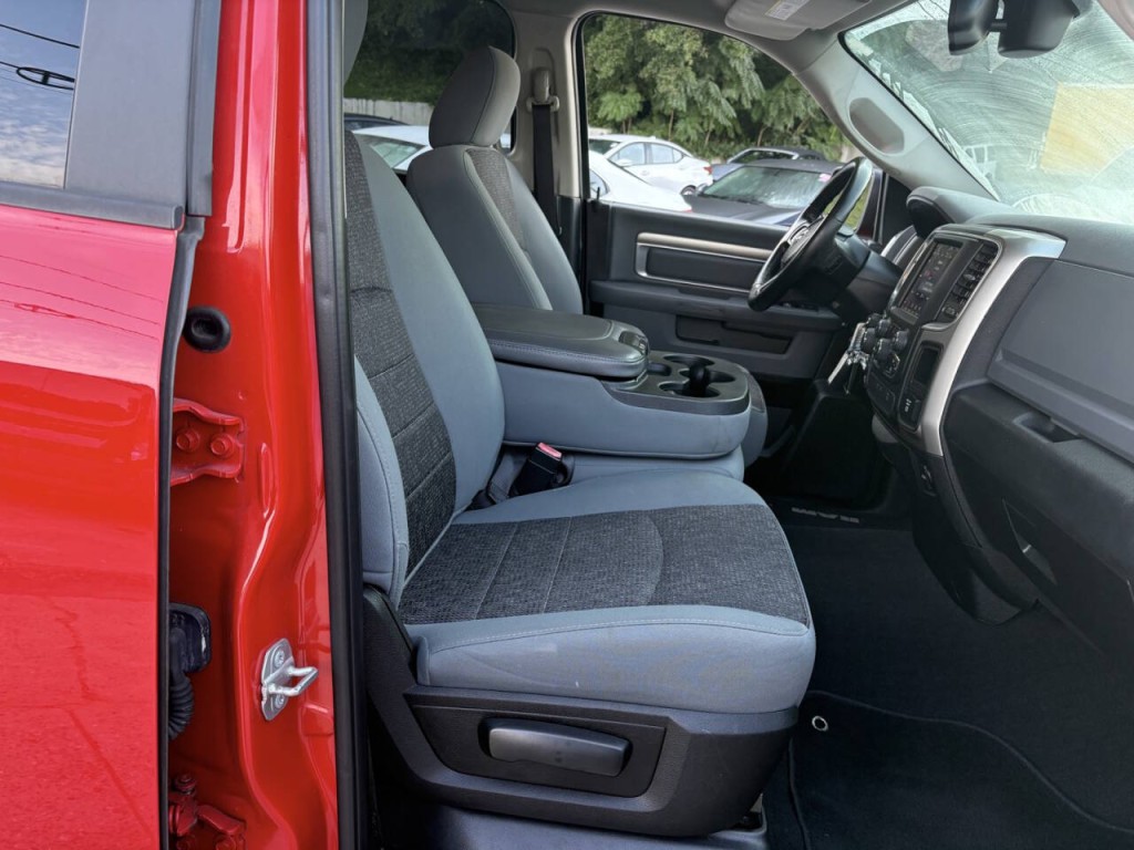 2019 RAM 1500 Image 25