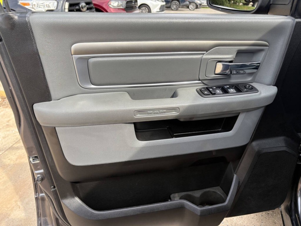 2019 RAM 1500 Image 9