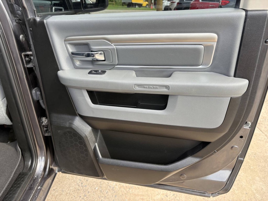 2019 RAM 1500 Image 27