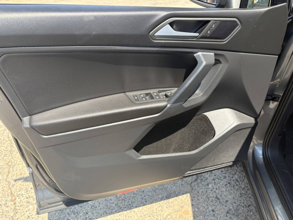 2020 Volkswagen Tiguan Image 11
