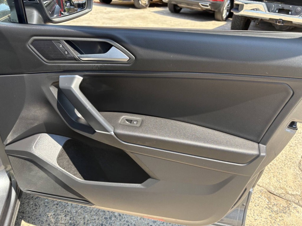 2020 Volkswagen Tiguan Image 28