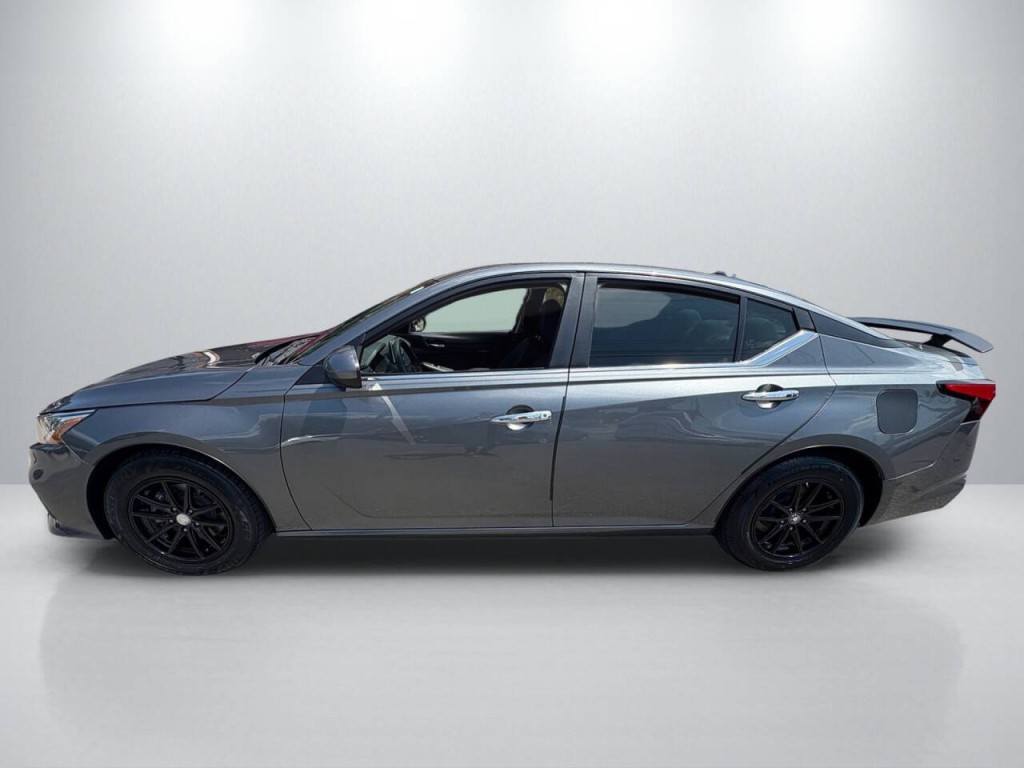 2019 Nissan Altima Image 4