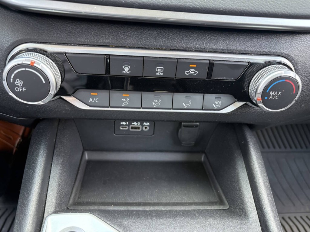 2019 Nissan Altima Image 18