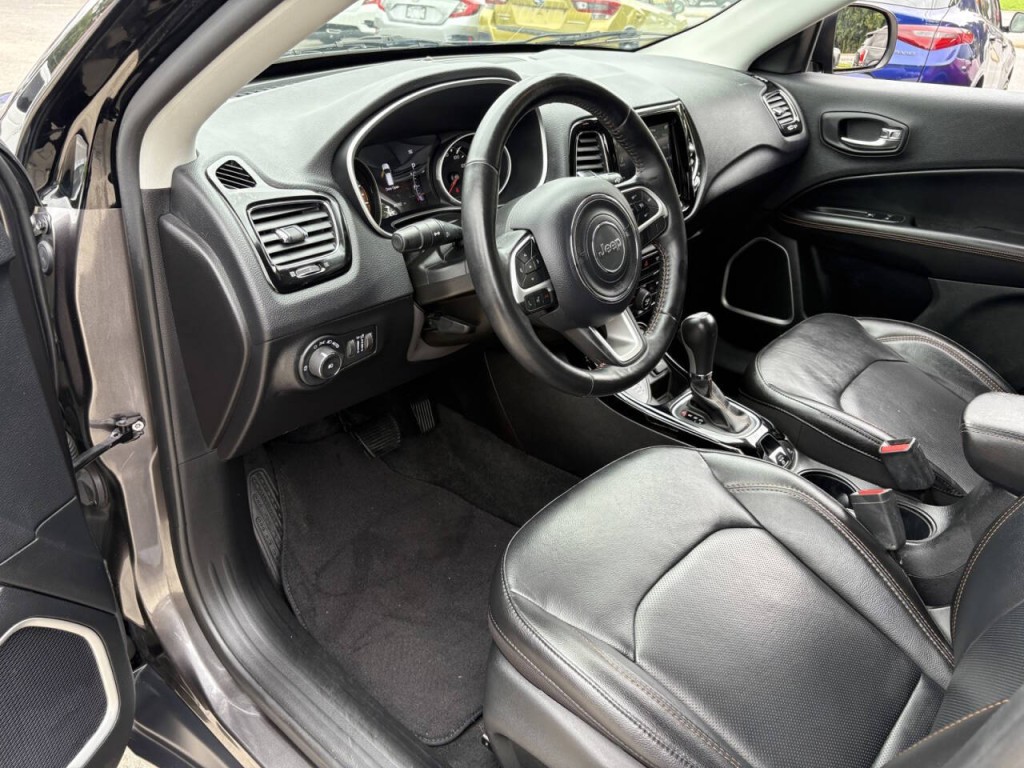 2020 Jeep Compass Image 11