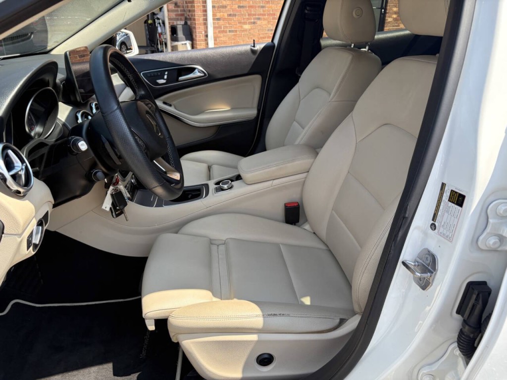 2019 Mercedes-Benz GLA-Class Image 10