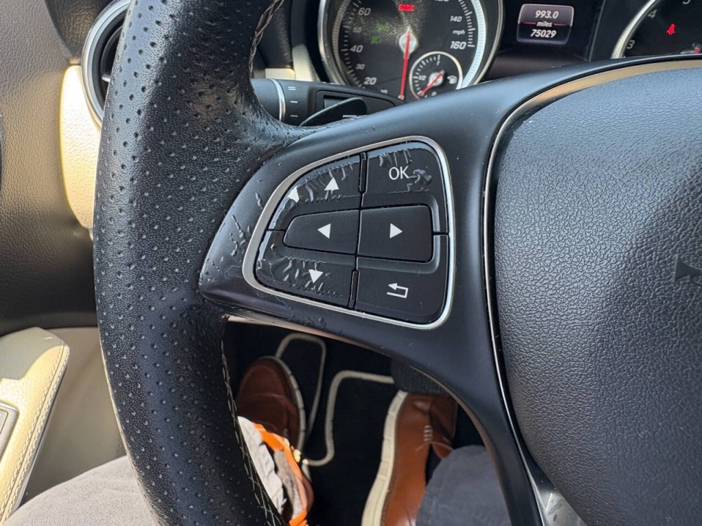 2019 Mercedes-Benz GLA-Class Image 14
