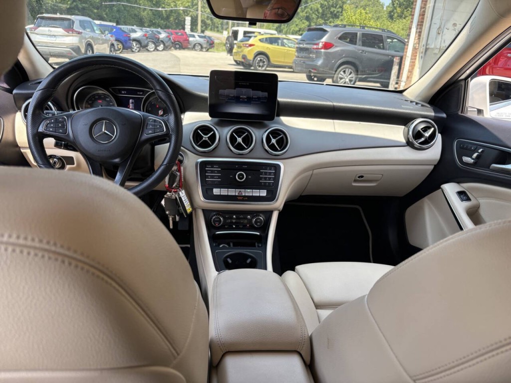 2019 Mercedes-Benz GLA-Class Image 20