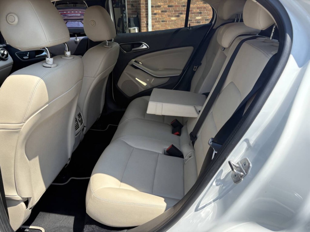 2019 Mercedes-Benz GLA-Class Image 22