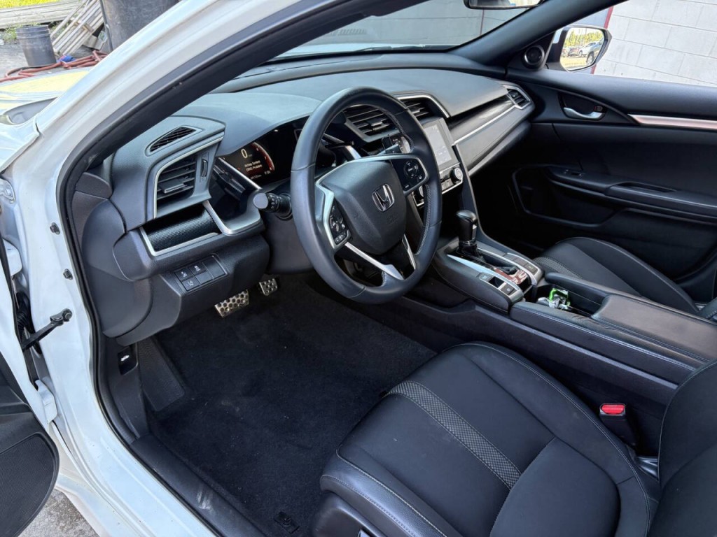 2020 Honda Civic Image 11