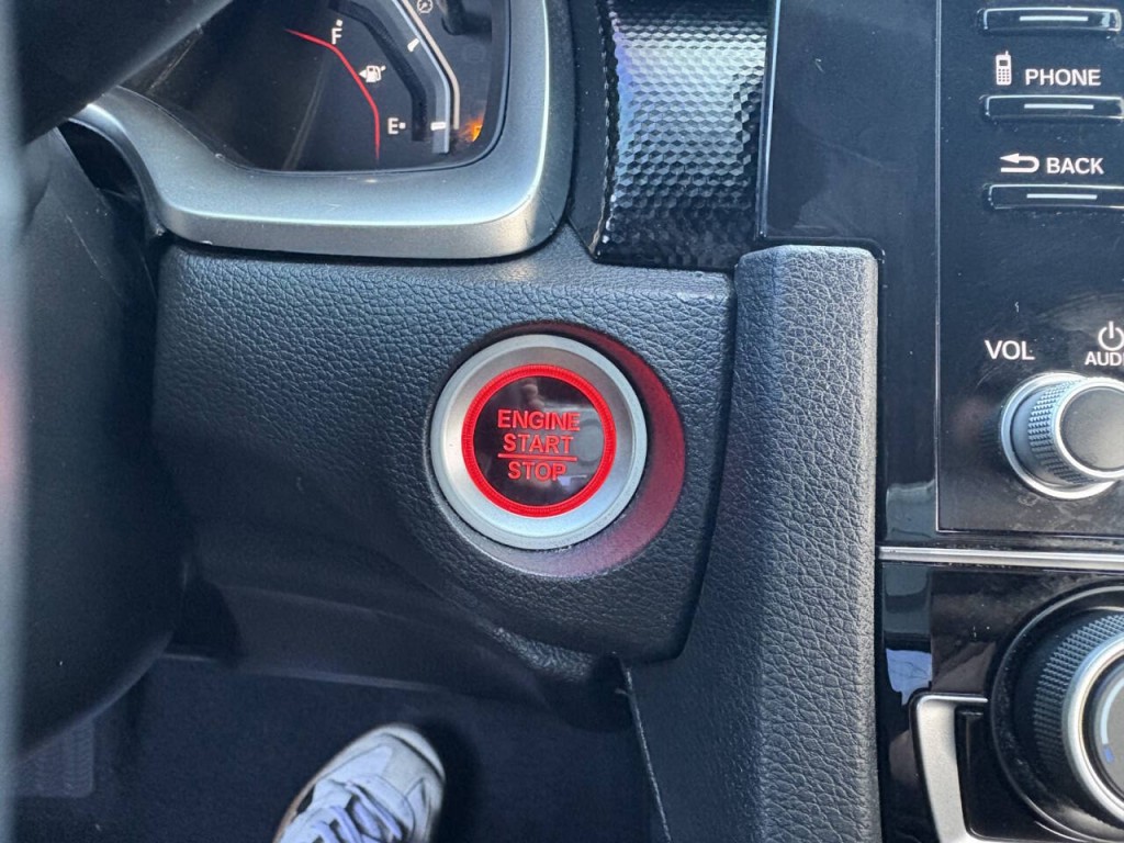 2020 Honda Civic Image 17