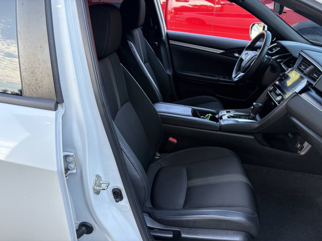 2020 Honda Civic Image 27
