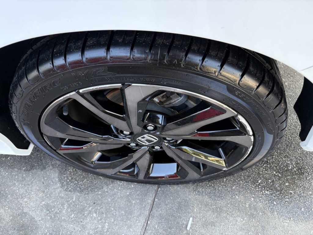 2020 Honda Civic Image 34