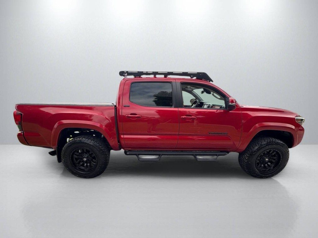 2022 Toyota Tacoma Image 8